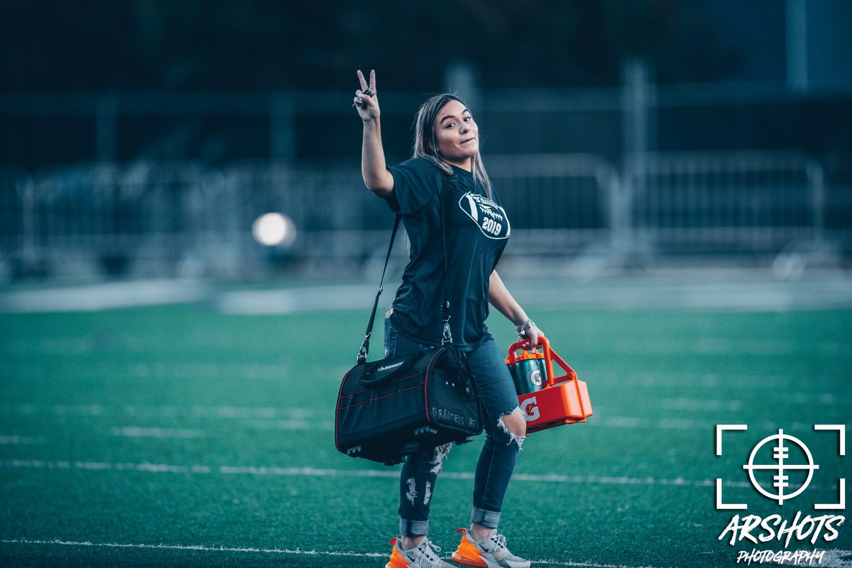 arshots's tweet photo. Starting to go through the photos and I can definitely say these Broncos are ready for the soccer season, or I mean camera season,lol. Going to be a fun run. Don't forget to look for me when you score.
@Brandeis_Soccer 
@BroncosBrandeis 
📸@arshots📸
#arshots
#satx
#texas https://t.co/NfRfo9sq5Q