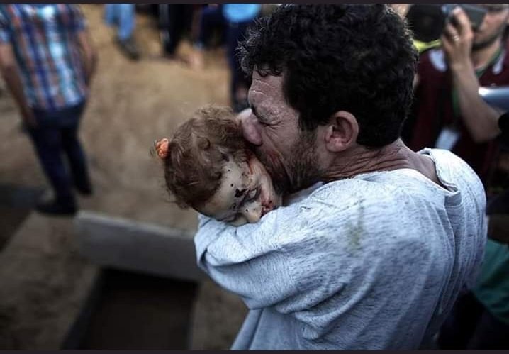 tradoinvestor's tweet photo. Leaders never lose anything, only innocent people suffers everytime. 
#IranVSAmerica #IranAttacks
#IranWar https://t.co/tXBABMxHUz
