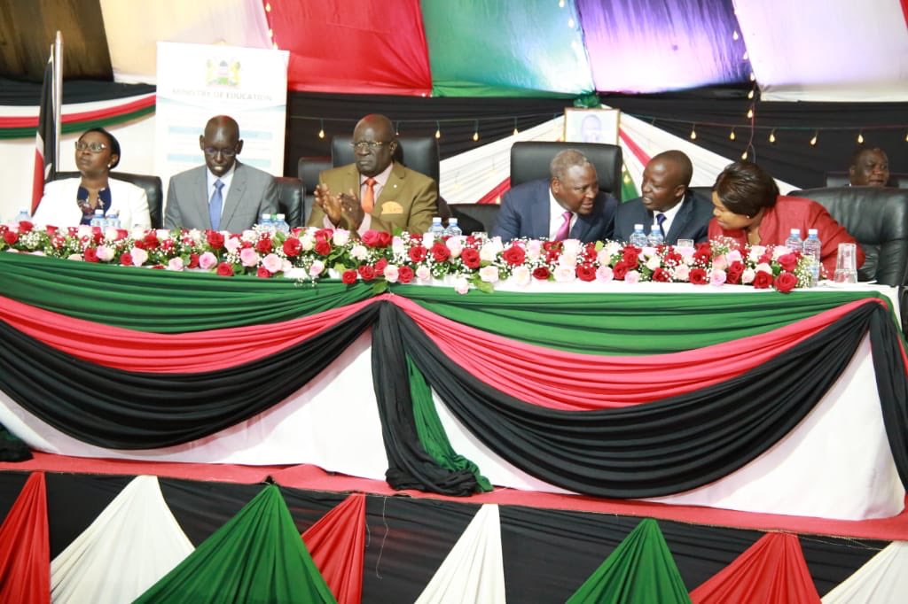 KICDKenya's tweet photo. List of 2020 Elimu Scholarship beneficiaries shall be displayed on the Ministry's websites, for scrutiny to enhance transparency and accountability~Educ. CS, Prof Magoha.
#MasomoNiPoa
#SEQIP https://t.co/aOq2iIW3eF