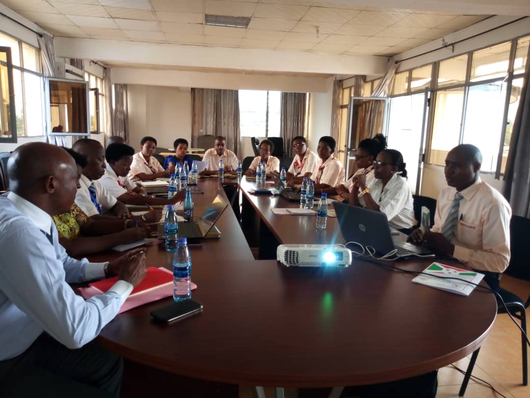 SEP_CNPS's tweet photo. #prorection sociale pour tous#
Des séances d'auto-formation entre le personnel du Secrétariat Exécutif Permanent de la Commission Nationale de Protection sociale https://t.co/9jJTcFlmRs