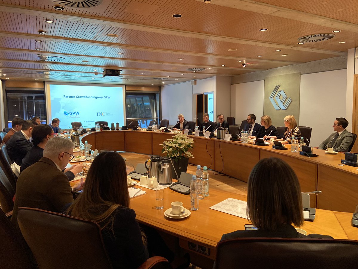 GPW_WSExchange's tweet photo. 🔛Rozpoczęliśmy spotkanie z mediami na temat nowego programu Partner Crowdfundingowy GPW, organizowane we współpracy z Domem Maklerskim INC. Po konferencji prasowej zapraszamy na debiut #Plantwear na rynku #NewConnect 📊🔔🔝‼️ https://t.co/c1XJHVm4wZ