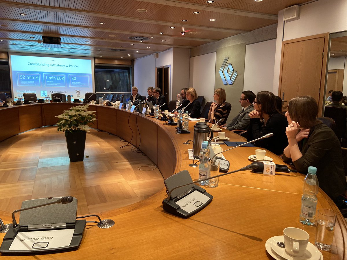 GPW_WSExchange's tweet photo. 🔛Rozpoczęliśmy spotkanie z mediami na temat nowego programu Partner Crowdfundingowy GPW, organizowane we współpracy z Domem Maklerskim INC. Po konferencji prasowej zapraszamy na debiut #Plantwear na rynku #NewConnect 📊🔔🔝‼️ https://t.co/c1XJHVm4wZ