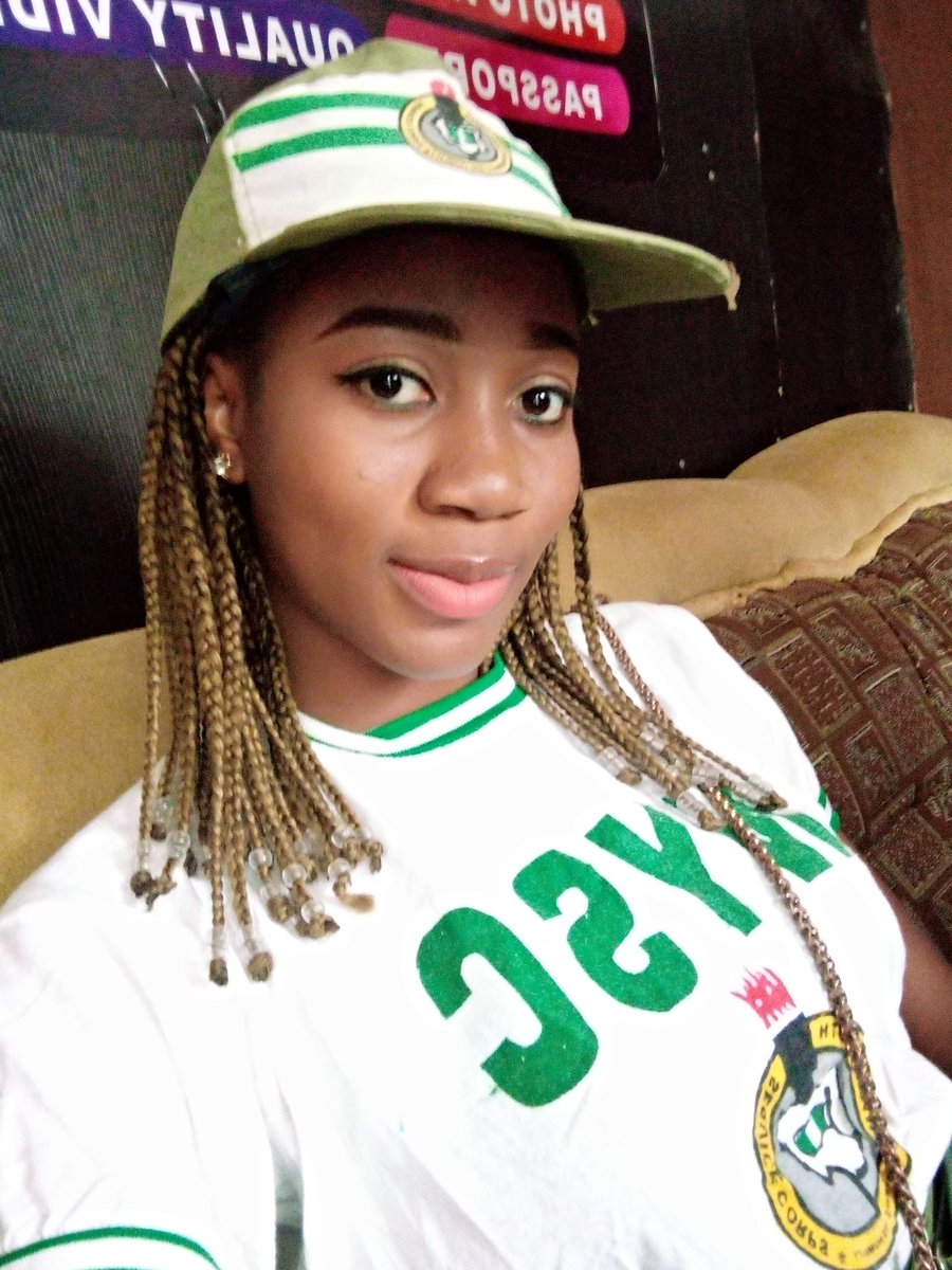 OkhakumeS's tweet photo. I'm learning how to be used to twitter. I learnt that its a nice place. Kindly retweet as I also follow back.  😍
@EdoFirstLady 
@KelvinOssai 
@realOBOZUWA https://t.co/4lWxX0rF9z
