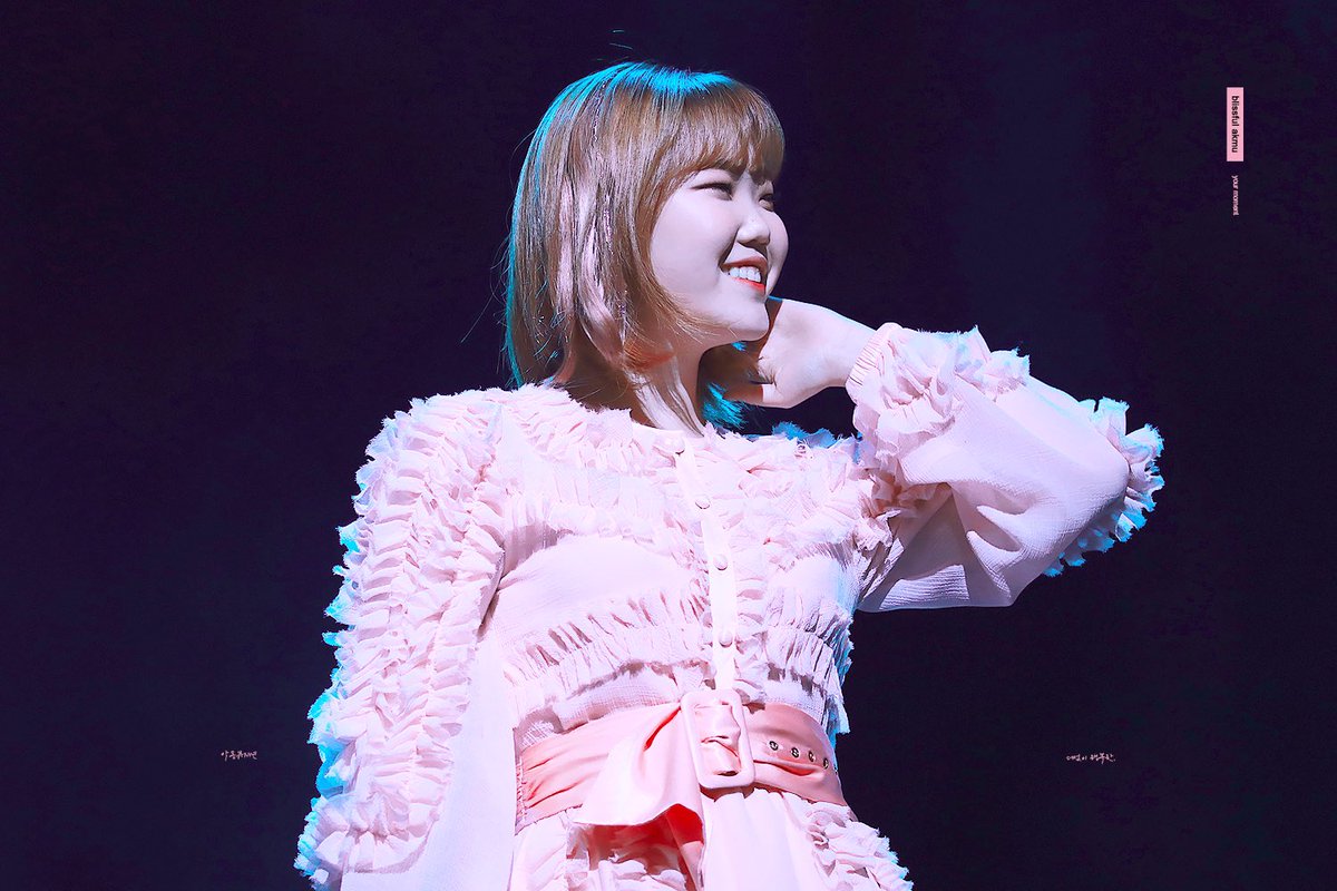 200104 항해 고양콘서트 #수현 HQ

수현이 때문에 단발병 걸리겠어
단발 공주님, 하고 싶은 거 다 해 😁

#악동뮤지션 #악뮤 #악뮤수현 #이수현
#akmu #suhyun <a href="/official_akmu/">official AKMU</a>