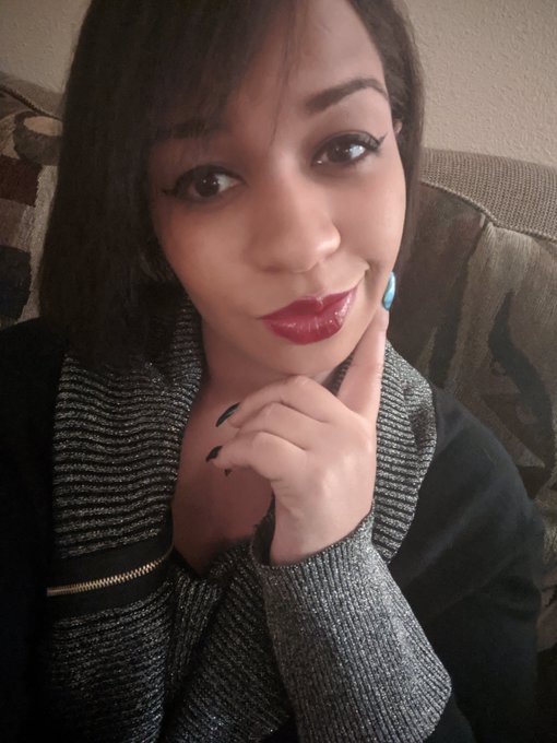 They say red lips always lie....Do they?   Find out 😉 https://t.co/bEpwEzO42g #red #redlips #nails #naturalhair<a href="/tag/naturalhair"class="tags"><span>#naturalhair</span></a><a href="/tag/nails"class="tags"><span>#nails</span></a><a href="/tag/red"class="tags"><span>#red</span></a><a href="/tag/glowing"class="tags"><span>#glowing</span></a><a href="/tag/redlips"class="tags"><span>#redlips</span></a><a href="/tag/healthyhair"class="tags"><span>#healthyhair</span></a>