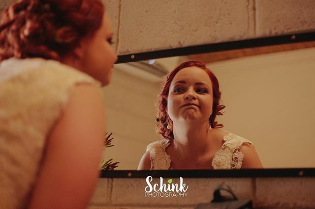 Schinkart's tweet photo. "Let's just make sure everything looks great....Yep! Let's go get married!" This is one of my favorite pictures from last year. It's honest, fun, beautiful and tells a cute little story. I like "catching" these little unique moments that stand out from t… https://t.co/k6hNqQloOc https://t.co/ZPPdvF9s3q