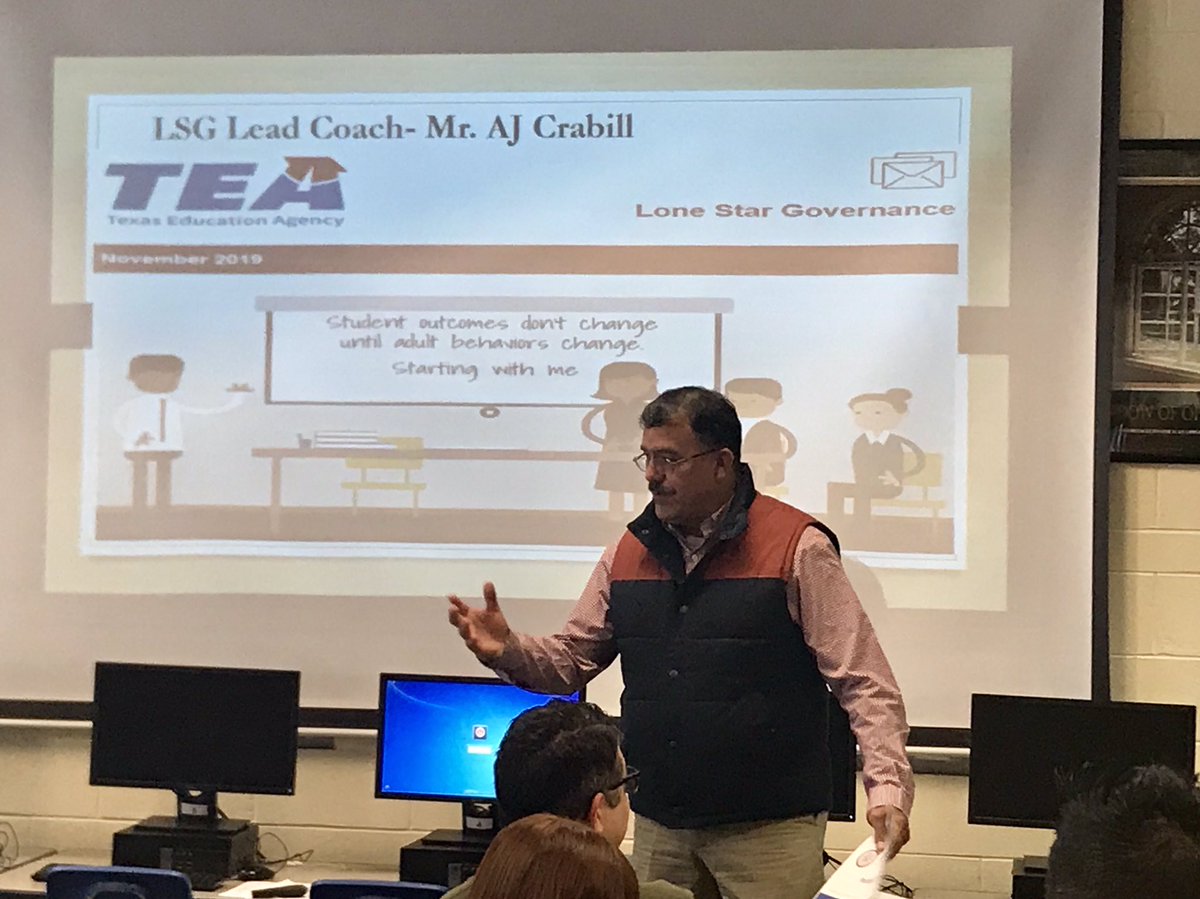 Americas_HS's tweet photo. #ImprovingStudentOutcomes Thank you FISD board members and @VamosVijil for your motivating words today! #LSG @mjaloma1 @MGonzal79927 @FISD_Wildcats @RonnieF17171355 https://t.co/ldJuHhHHD3