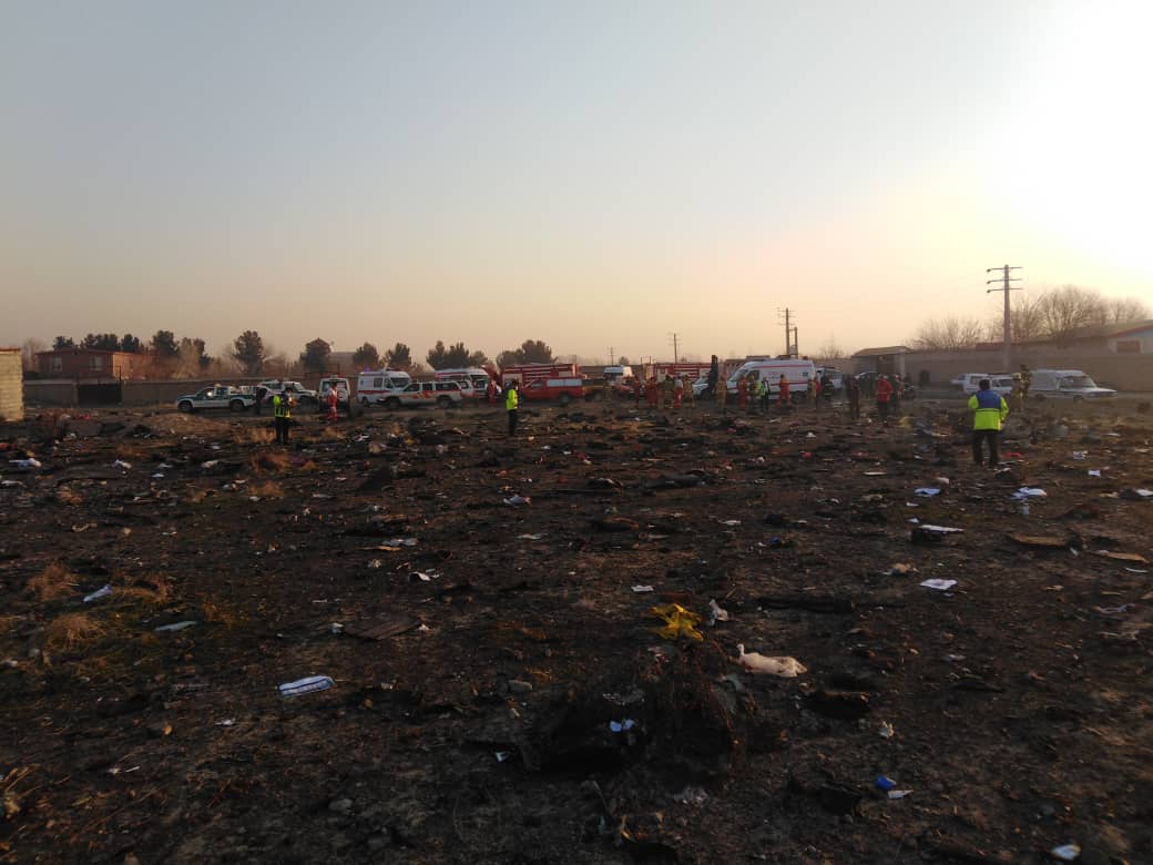 primeranota_'s tweet photo. ÚLTIMA HORA | Un avión Boeing 737 de Ukraine International Airlines con 180 pasajeros se estrella en Irán
No hay sobrevivientes
#PrimeraNota https://t.co/aW2WLKMdXL