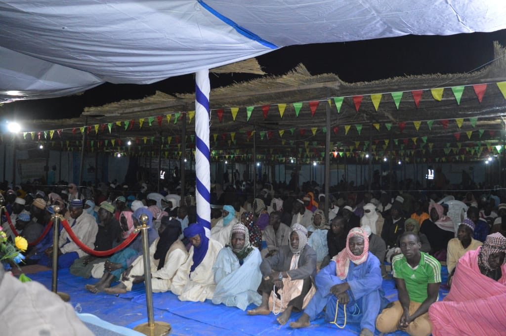 islam_et_media's tweet photo. Souvenirs de la conférence annuelle de la communauté musulmane #Ahmadiyya tenue en décembre 2019 au #Niger 🇳🇪 

Souvenir snaps of the Ahmadiyya #Muslim annual convention held in December 2019 in Niger 🇳🇪  1/2 https://t.co/XNk6PxZ7NH