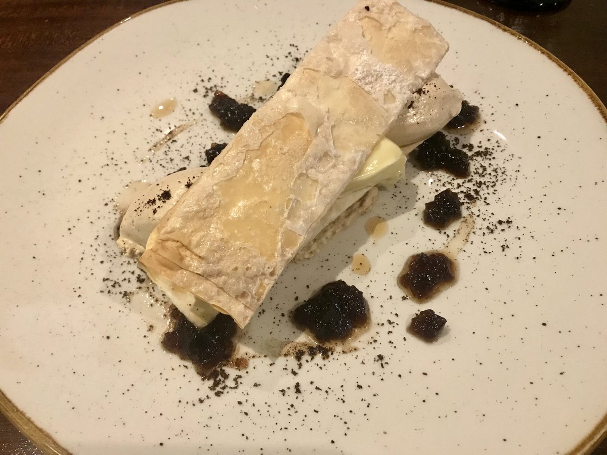 Not only is @jasonmead8 a dab hand at cooking fish,
he also makes a mean millefeuille 👌@GalleyTopsham #Topsham @VisitDevon