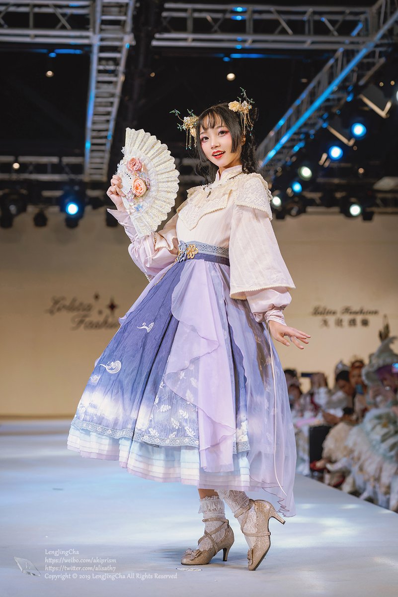 alisath7's tweet photo. #破产LOLITA走秀
#4 https://t.co/GVzzote5hf
