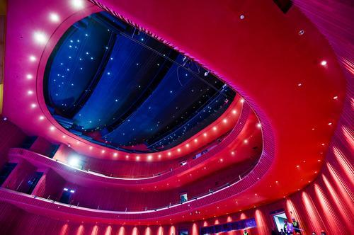Chengdu_China's tweet photo. The 2019 #Chengdu Top 10 Architecture Spaces—Chengdu City Music Hall🎼🎶🎵
The Hall, which started construction in 2016, encompasses a 1,600-seat opera house, a 1,400-seat concert hall, a 400-seat theater and a 200-seat music hall.  #InChengdu #VibrantChengdu https://t.co/ITxbwmkx3M