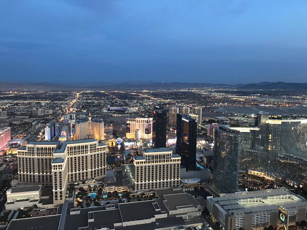 GoodyearBlimp's tweet image. Goodyear Blimp Wingfoot Three overhead @TheCosmopolitan Las Vegas so you know it’s a big event. #CES2020 #goodyear #GoodyearBlimp