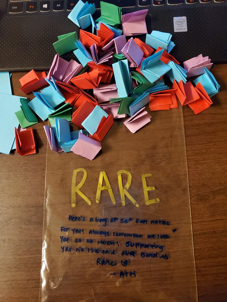 btyqueenrt's tweet photo. Calling it a night! Thank you to everyone who participated! I wrote over 50 notes and I hope I can get them to Selena for you all♡ your messages were so kind, I hope she feels the love! @selenagomez @SelenaFanClub #januRAREy #3DaysToRare https://t.co/A3sXViraFg