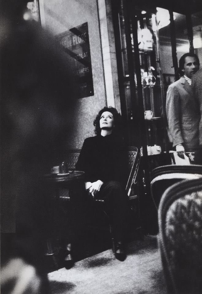 simo_montanari's tweet image. Le persone che si sognano di notte 
bisognerebbe incontrarle
la mattina. 
La vita sarebbe più facile. 

(Les amants du Pont Neuf)

Robert Doisenau 
(Anouk Aimée Caffè de Flore Paris)