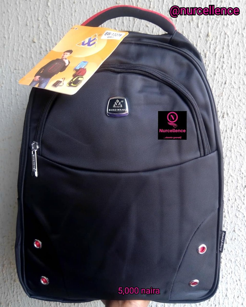nurcellence's tweet photo. This is the bag that we call BLACK AND SHINE😄.
This backpack is suitable for EVERYONE.

✔Students
✔Women
✔Men
✔As a laptop bag
✔To be taken along when you travel

The bag is easy to wipe clean and a REAL CLASSIC.

Price: 5,000 naira only

Available to be bought now,now😁. https://t.co/Xmo0OvMsLq