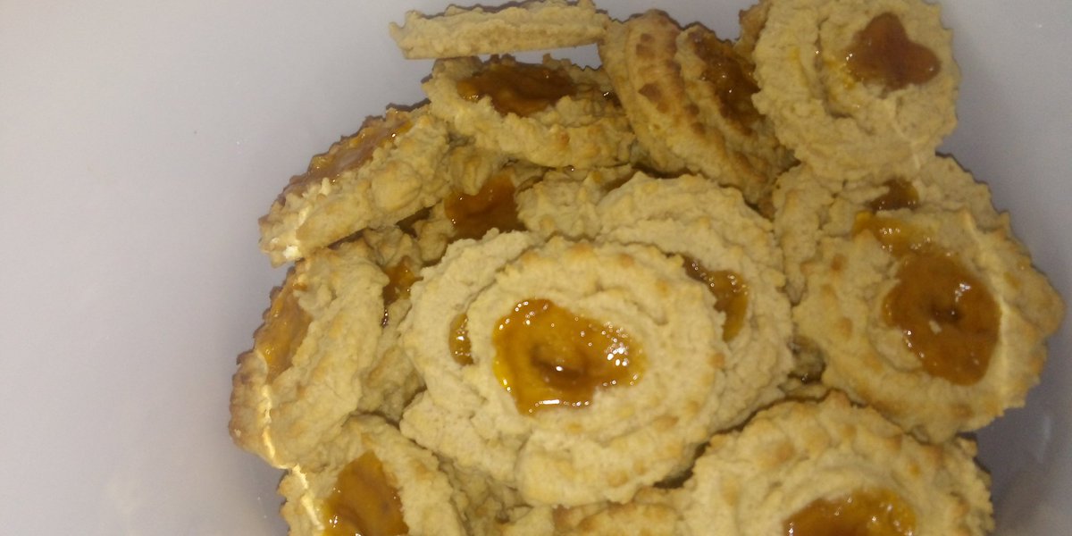 _Kethabile's tweet image. Side hustle.❤️❤️