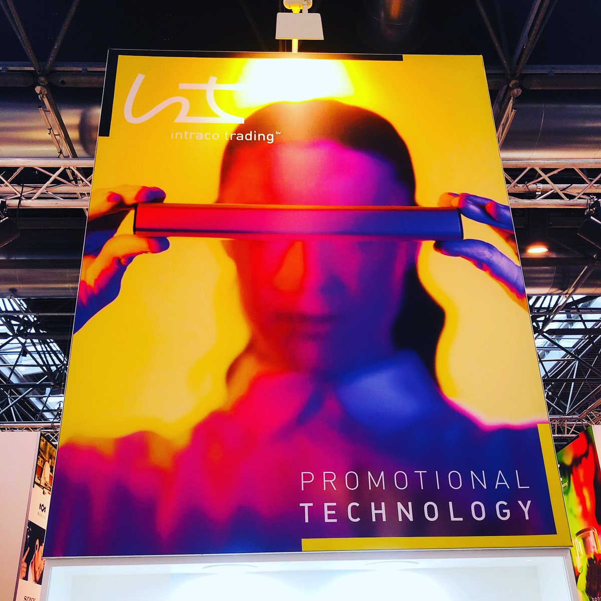 Coulston1's tweet photo. A rather bad photo of a good one! #promotionaltechnology #brand #marketing https://t.co/M3Ar2Xjw4f