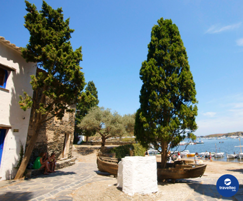 vtraveltec's tweet photo. We offer you the possibility of discovering the landscapes of #Dalí by #bike, where you will be able to discover the places that inspired all his work.
...
#vTraveltec #WorrylessTravelmore #Travel #Tourism #Discover #Learn #Culture #Tour #Trip #Experiences https://t.co/IMRmcDEISO