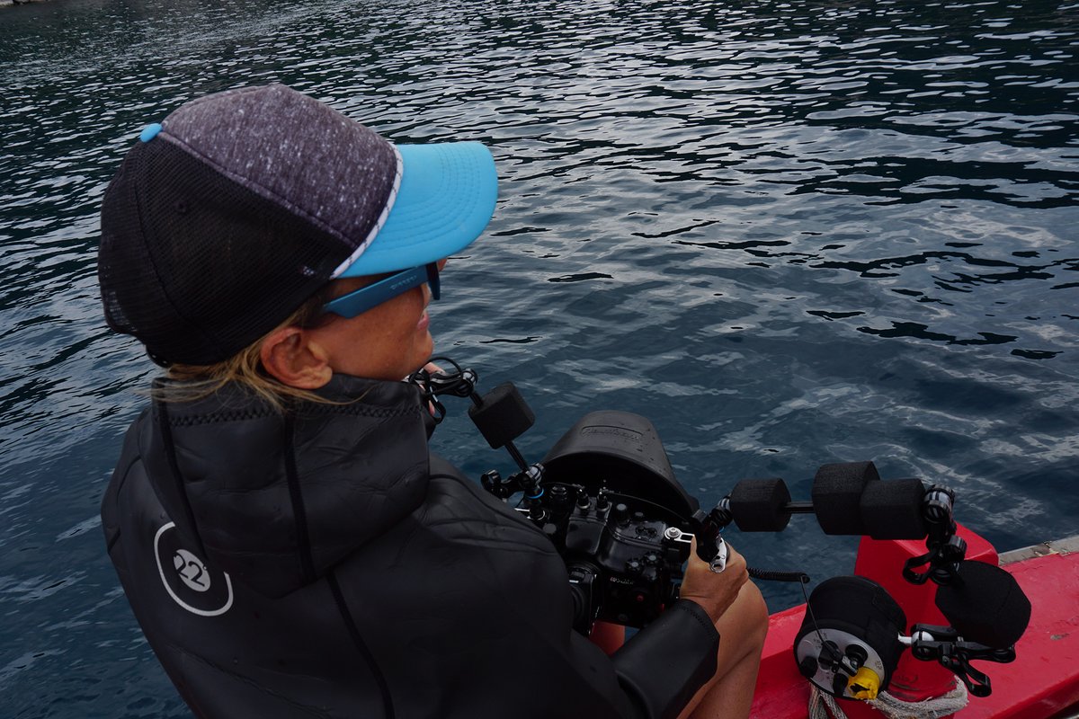 OceansBelow's tweet photo. Keeping warm in my 22 degrees wind- and waterproof jacket! https://t.co/RLRvZ21zhy https://t.co/TiZlMHrEL9