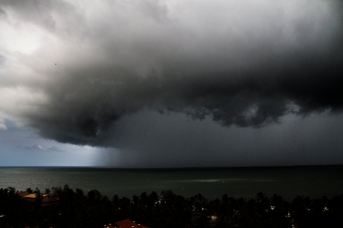 A Stormy evening at the sea! Was surprised when this showed up! Loved every moment of it! Taken at the coast of Kerala. @StormHour #StormHour #POTW