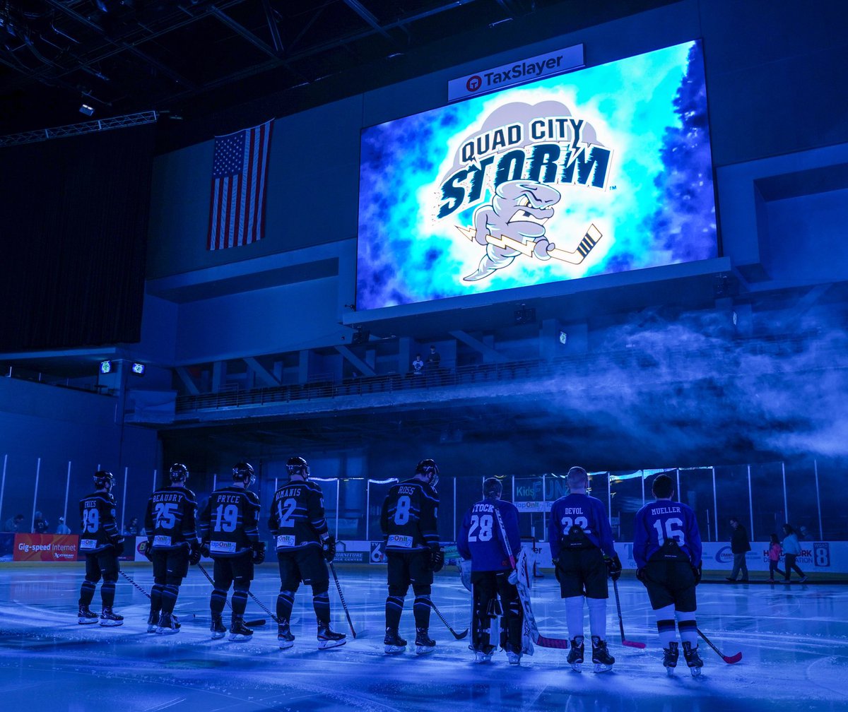 QuadCityStorm's tweet image. 🚨SUITE GIVEAWAY🚨

When we hit 1500 followers you voted and now is your chance to win!

RT for a chance to win a suite for you and up to 15 of your friends, family and anyone else you want to watch a Storm game with! 

Winner will be announced next week #TakeCover
