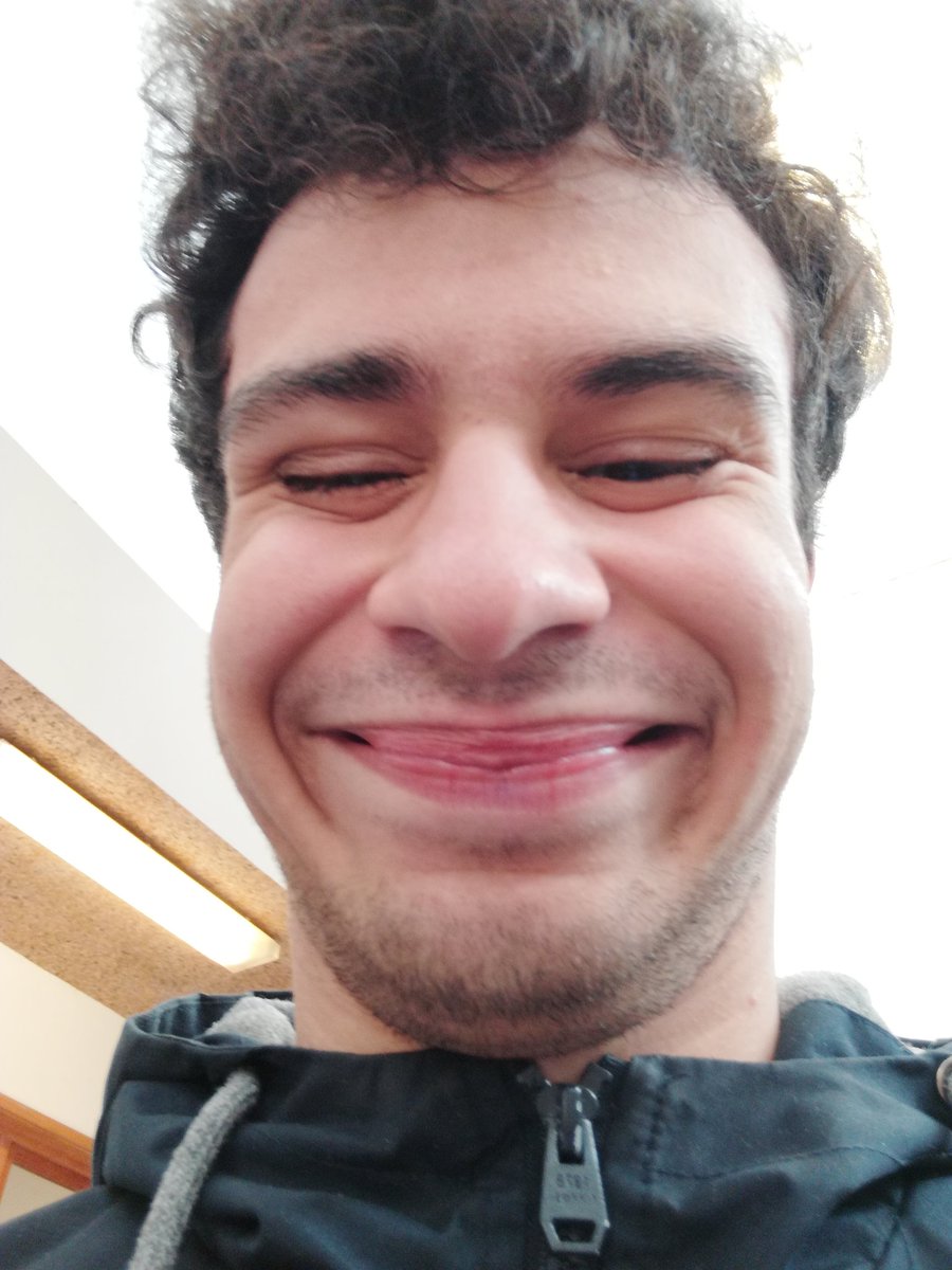 João tweet media