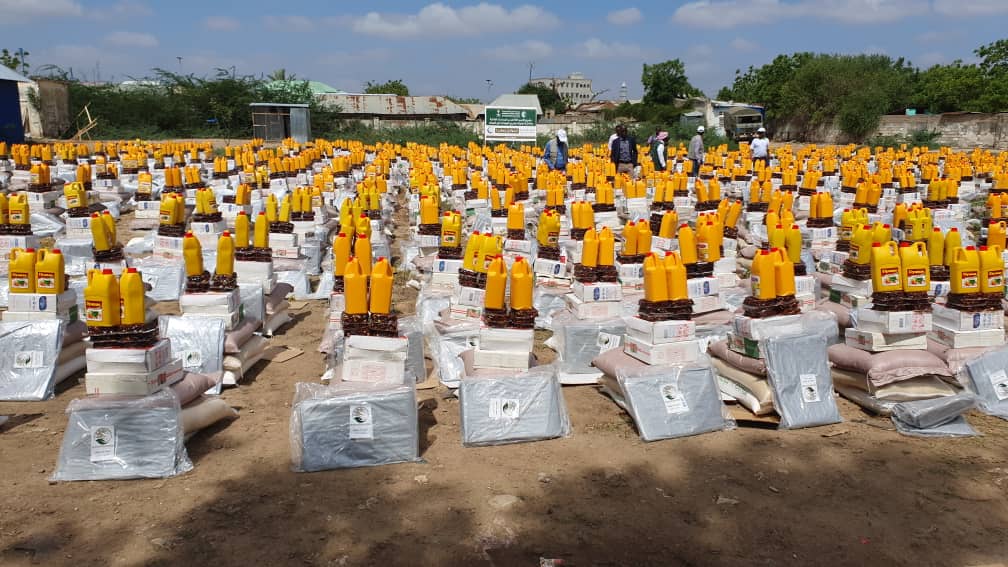 SoDMA_Somalia's tweet photo. About a 5000 households living in #Jowhar and #Mahadaay are due to be assisted with a food aid in two days by the #KingSalmanfoundation. Thanks  to the #government and #people of the  #kingdom of #SaudiArabia. 
@MoHADM_Minister
@ugurmo
@SomaliPM 
@OCHASom https://t.co/FjfVl4ZBb5
