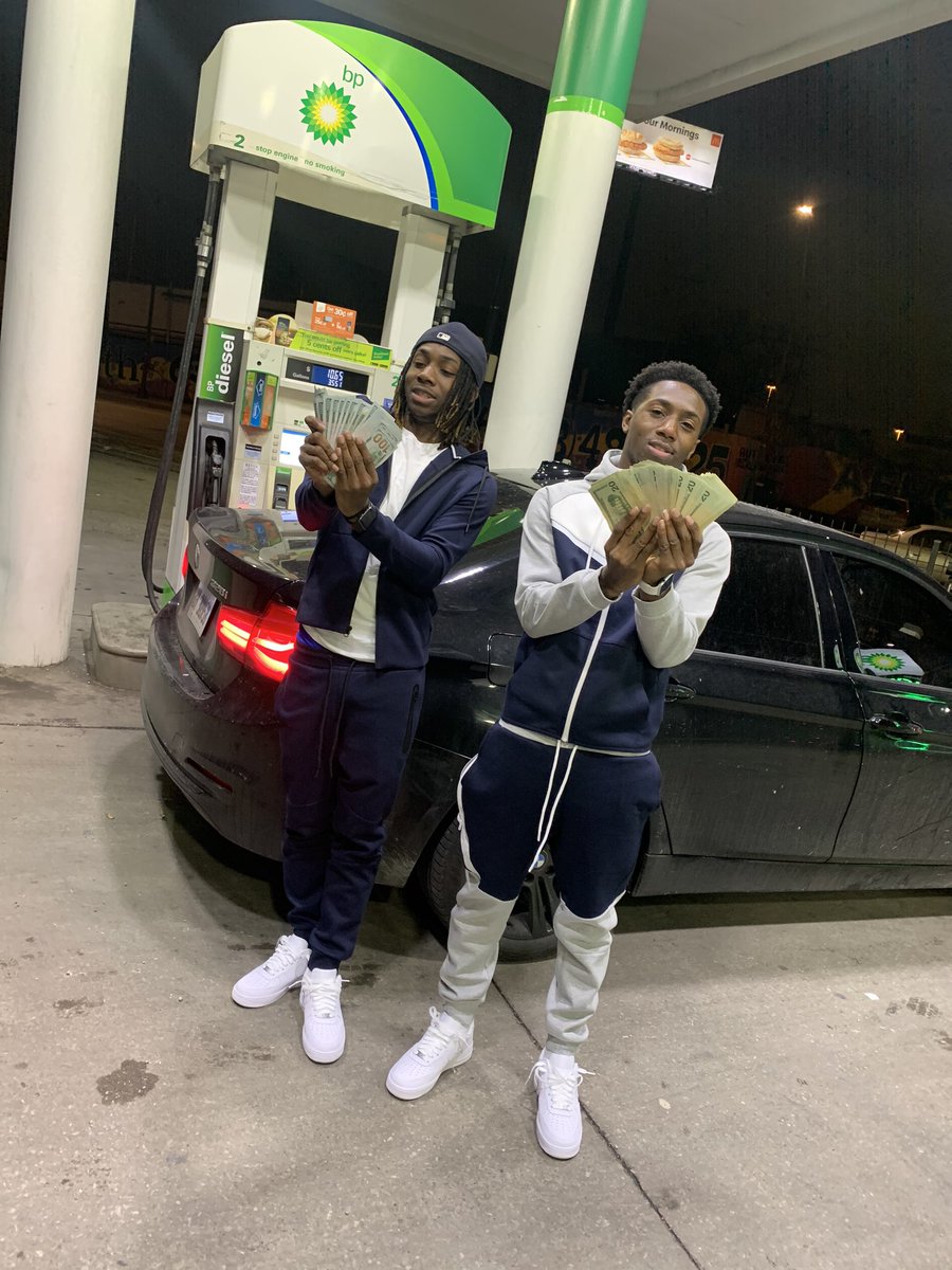 DOUBLE TROUBLE 🌍🤘🏾