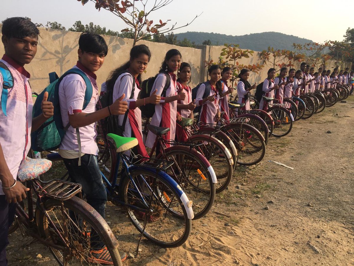 Dalmia_DBF's tweet photo. Cycling Towards Success ! Its inspiring to witness our Trainees of #DISKHa Centre, #Biswali Village #Cuttack #Odisha, cycle all their way to the centre to be skilled for a better future. @NSDCINDIA #DBF10yrs @skilled_odisha @WorldSkillsInd https://t.co/JS30ztuIvz