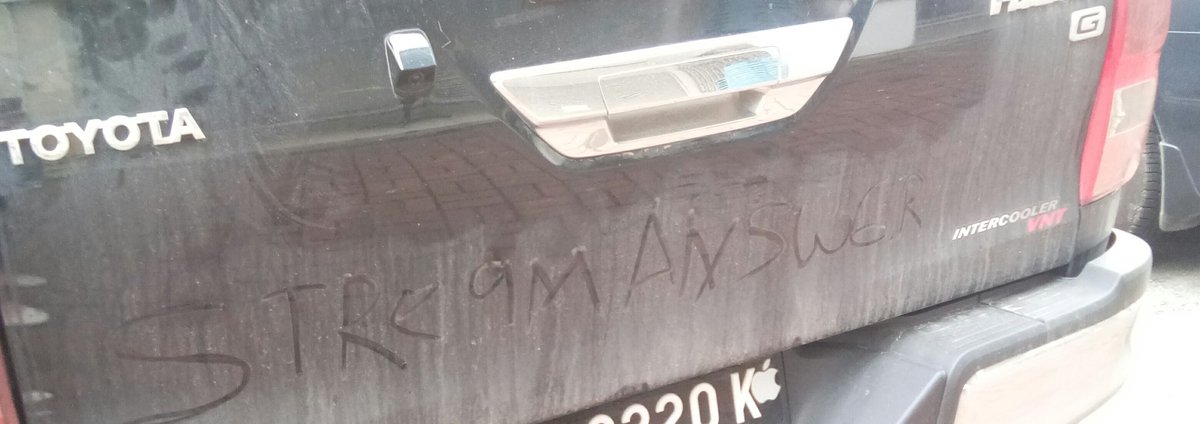 Sanshineveryday's tweet photo. my dad’s car got dirty and he needs to go to work but before that i wrote something at the back of the car sooo yeahhh LMAOOOO
#ateez #streamanswer #meme https://t.co/wzCwa7o4na