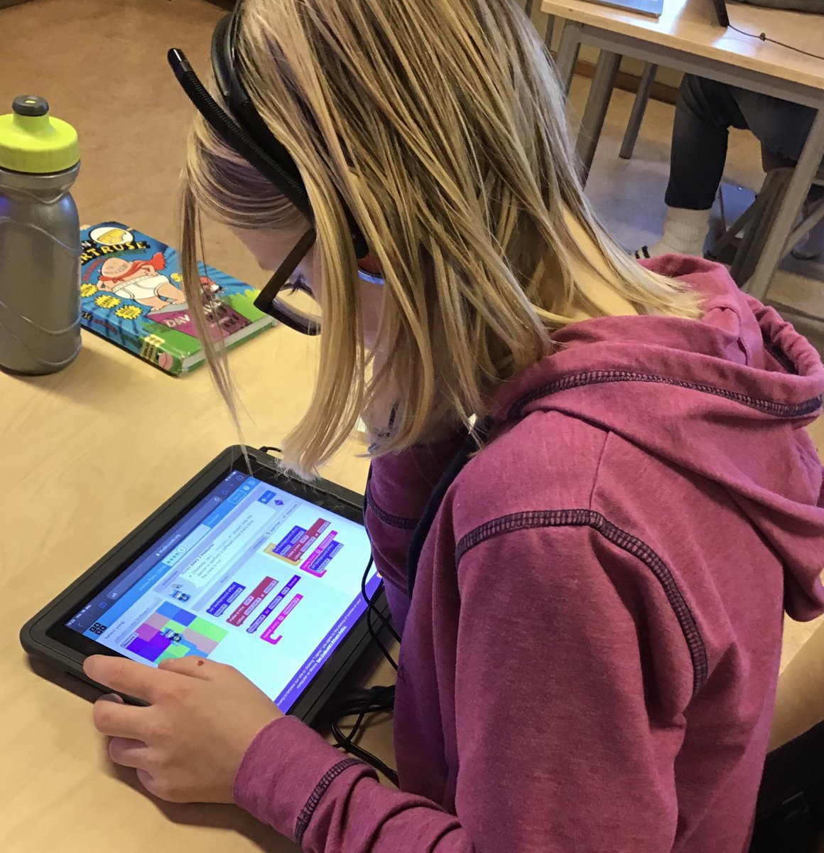 BirgitteSogaard's tweet image. Før jul gjennomførte vi Kodetimen. Mange bra opplegg på hjemmesiden til Lær Kidsa Koding! #HourofCode2019 @kidsakoder #Bøleråsenskole