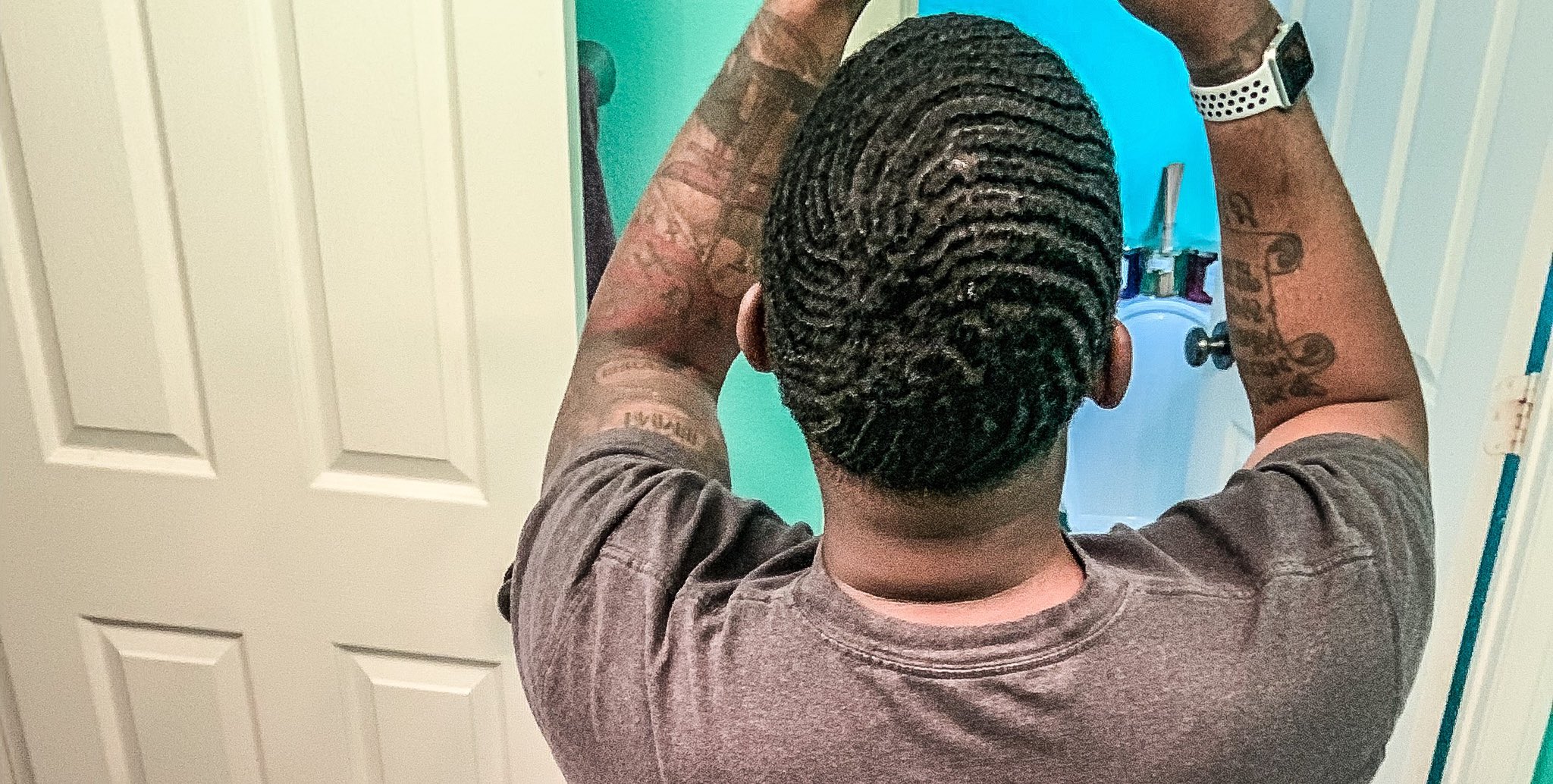 720 waves top