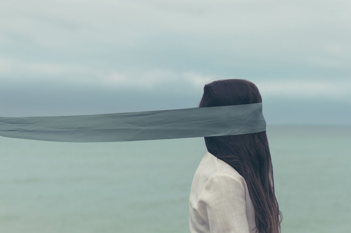 harry_fog's tweet photo. Se non esistesse la vista, io ti vedrei lo stesso.

Potrei descrivere persino i dettagli di quel momento intimo, tutto tuo, in cui ti senti come ti senti quando ascolti la tua musica preferita con le cuffiette. https://t.co/DLB9Cnh5it https://t.co/2jcBgKk5fr