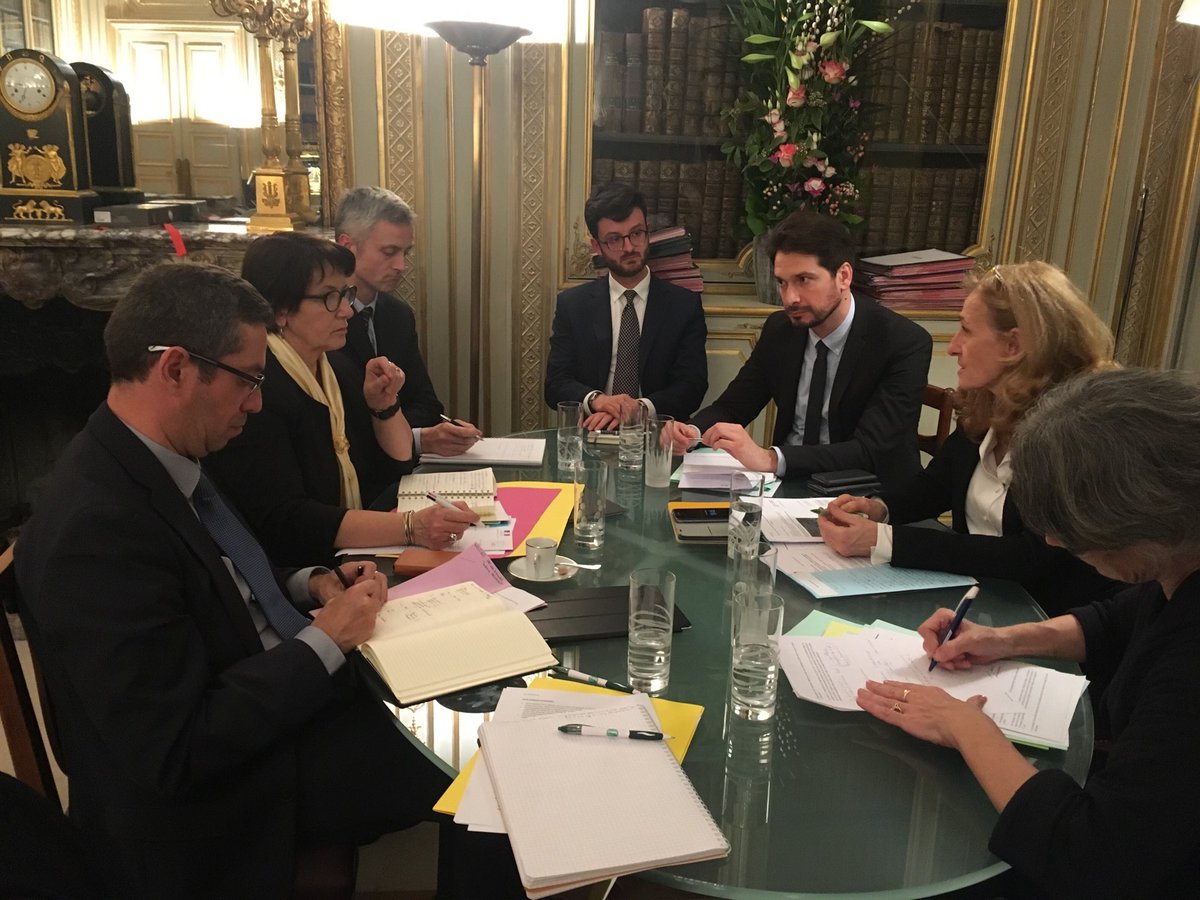 ChLambert_FICT's tweet image. RDV avec ⁦@NBelloubet⁩ au ⁦⁦@justice_gouv⁩ pour dénoncer l’impunité suite aux intrusions et attaques sur sites #agricoles .
Les risques sanitaires énormes s’ajoutent à la violation de domicile inacceptable. 
⚠️La Loi doit l’intégrer sans délai.
⁦@agrikol⁩