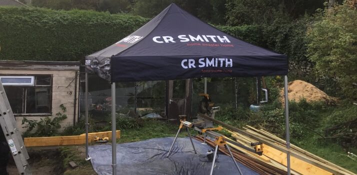 Work outside in all weathers? A #PopUpGazebo can be used as a #WorkShelter keeping you and your materials dry all year round! And why not customise the canopy to advertise your business at the same time... #InstantShelters #GazebosGalore

gazebos-galore.co.uk/can-you-use-a-…