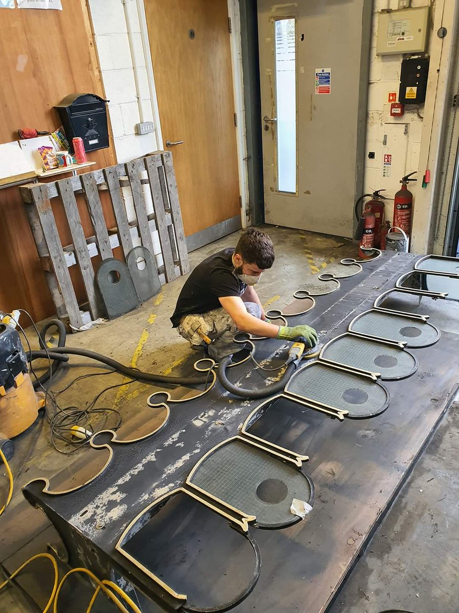 3d_decorating's tweet photo. Madame tussauds job Coming along nicely 

#black #gold @MadameTussauds #london https://t.co/FB5sJCuIuY