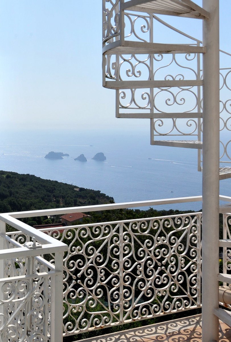 New villa = new promotion❗
Up to 35% discount‼
feelingitaly.com/rentals/villa-… #amalficoast