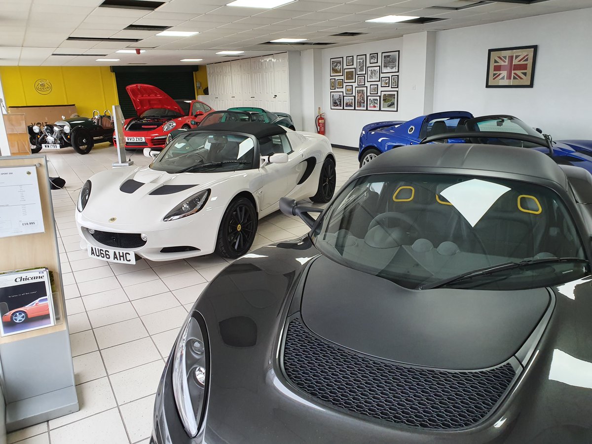 Bamboo_Agency's tweet photo. we were in Lotus heaven at @newtownmotors yesterday! Thank you for having us😍🥰

#lotus #marketing #newtown https://t.co/eadyW47tg4