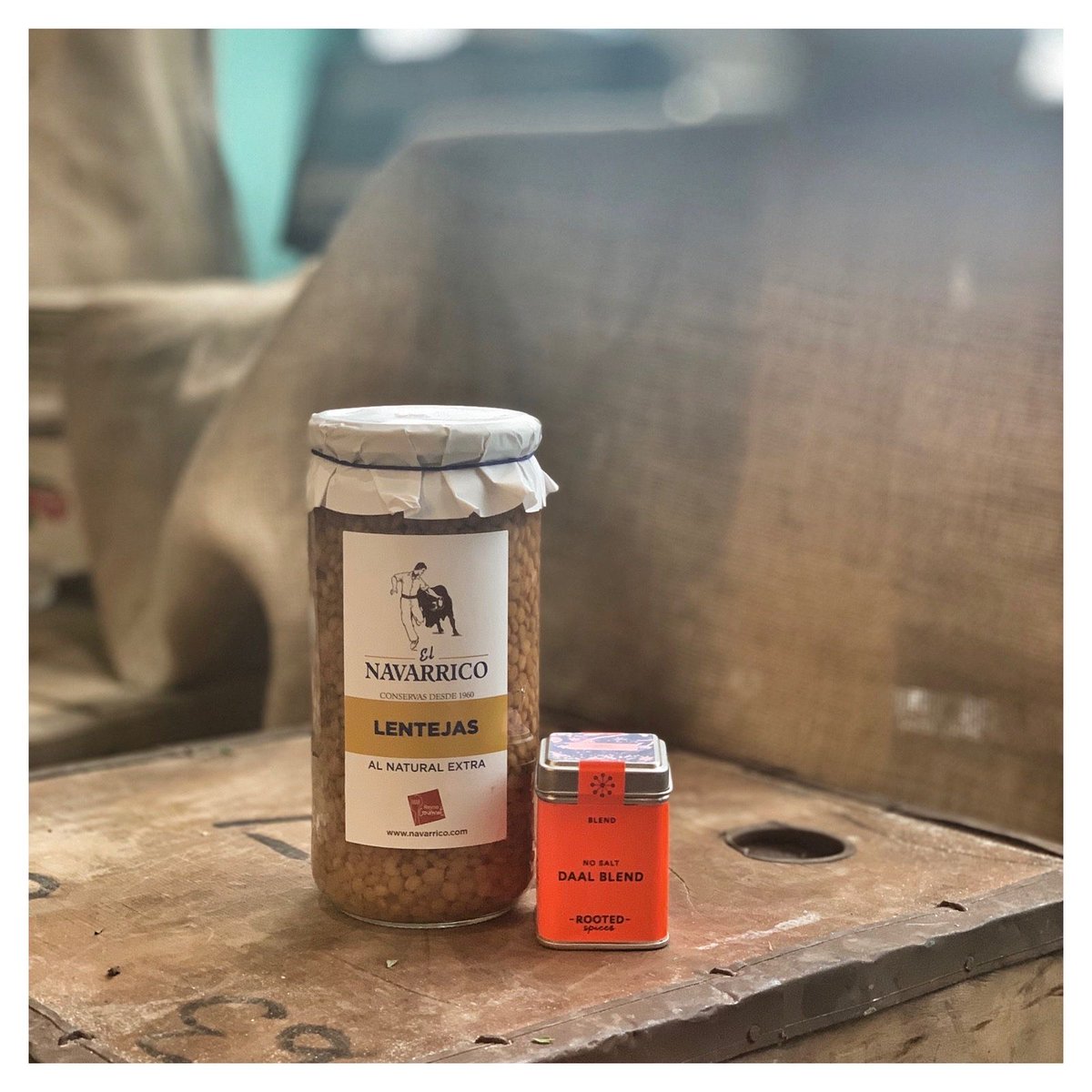 w3hive's tweet photo. 3 steps to guaranteed premium grade daal!
1. Cook the lentils
2. fry some onions
3. add the daal blend
Available at Basil & Tom’s
#easysupper #vegansupper #vegetarianrecipes
#veganuary #foodforhealth #30minutemeals https://t.co/42ivV7u0nt