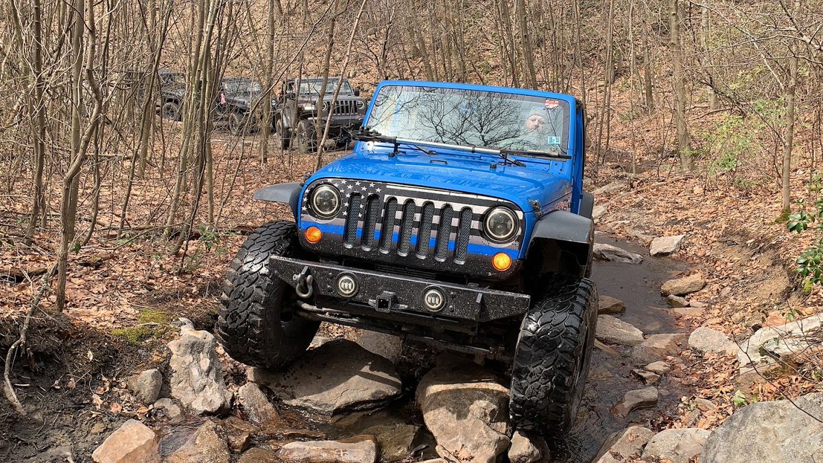 SFJ_4x4's tweet photo. 🎴 It's #WheelinWednesday Drop your favorite #offroad #Jeep pics https://t.co/6xarxr4V8M