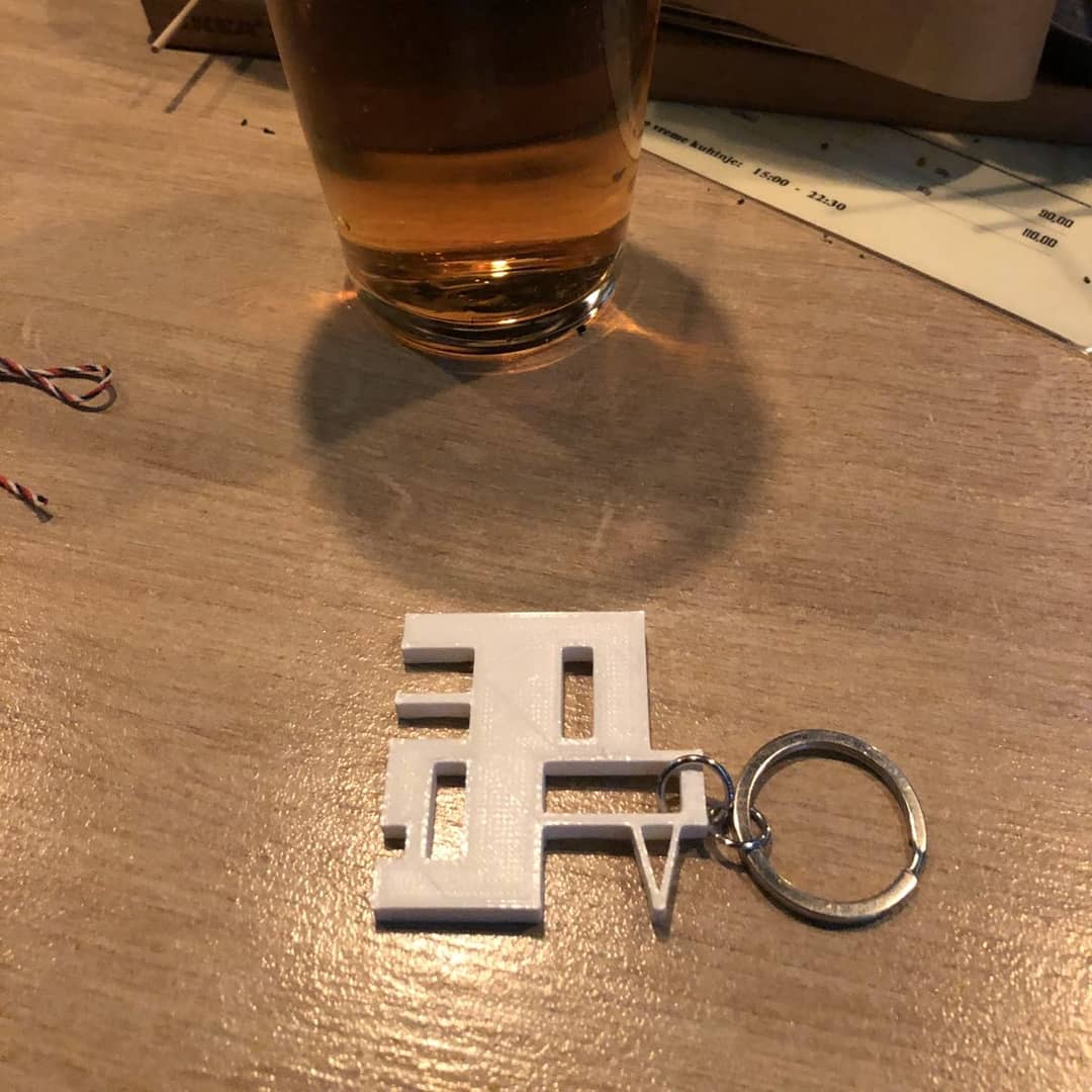 3dp4me's tweet photo. A pretty keychain modeled on a facade by @kontrastudio.rs 
___________________________________
#3DPrinted #3D #3DP #3DPrint #3DPrints #3DPrinting #Maker  #ModernManufacturing #Prototype #FDM #MakerMovement #ProductDesign #CAD #3DModelling #3DPrintstudio #srbija🇷🇸 #Nis #prodaja https://t.co/5clguBLYGi