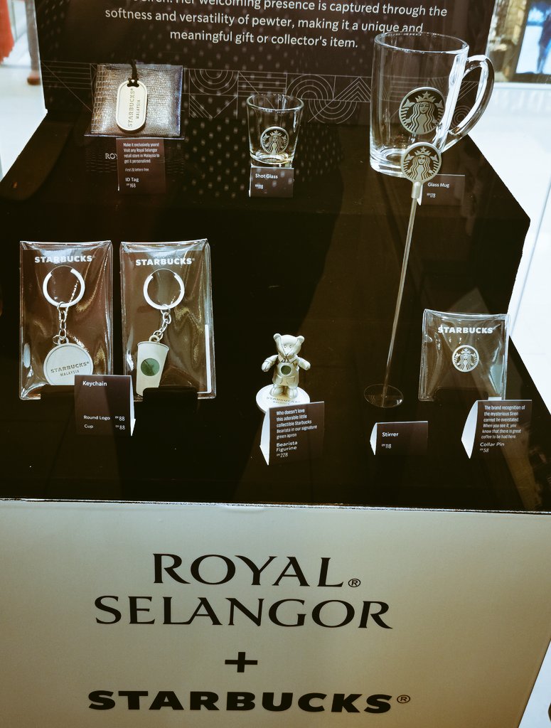 スターバックスマレーシアとロイヤルセランゴールのコラボ スターバックスマレーシアとロイヤルセランゴールのコラボ