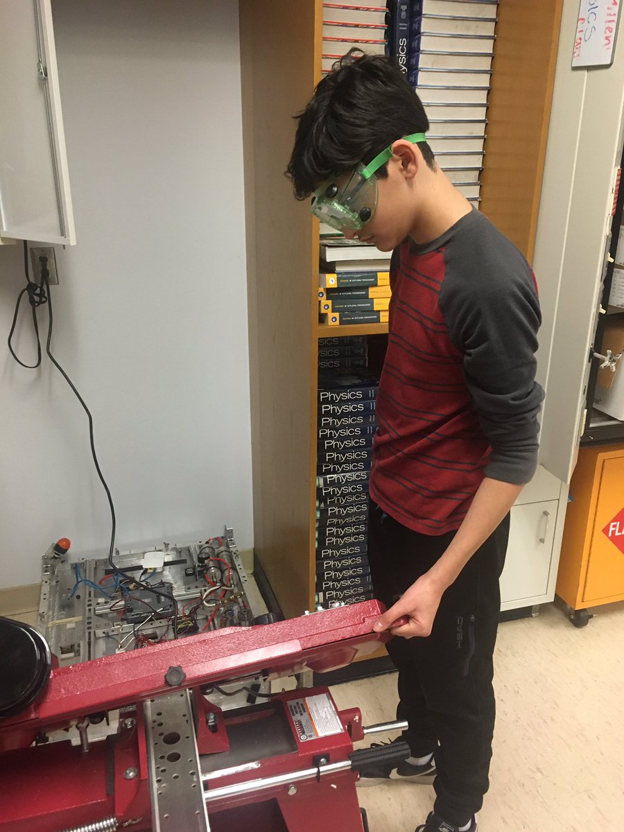 scischmidt's tweet photo. Our new tool is built and ready for action. Letβs get that KOP chassis driving. @andymarkinc #stem #rookieproblems @FRC8122 https://t.co/GmclWgoEP5