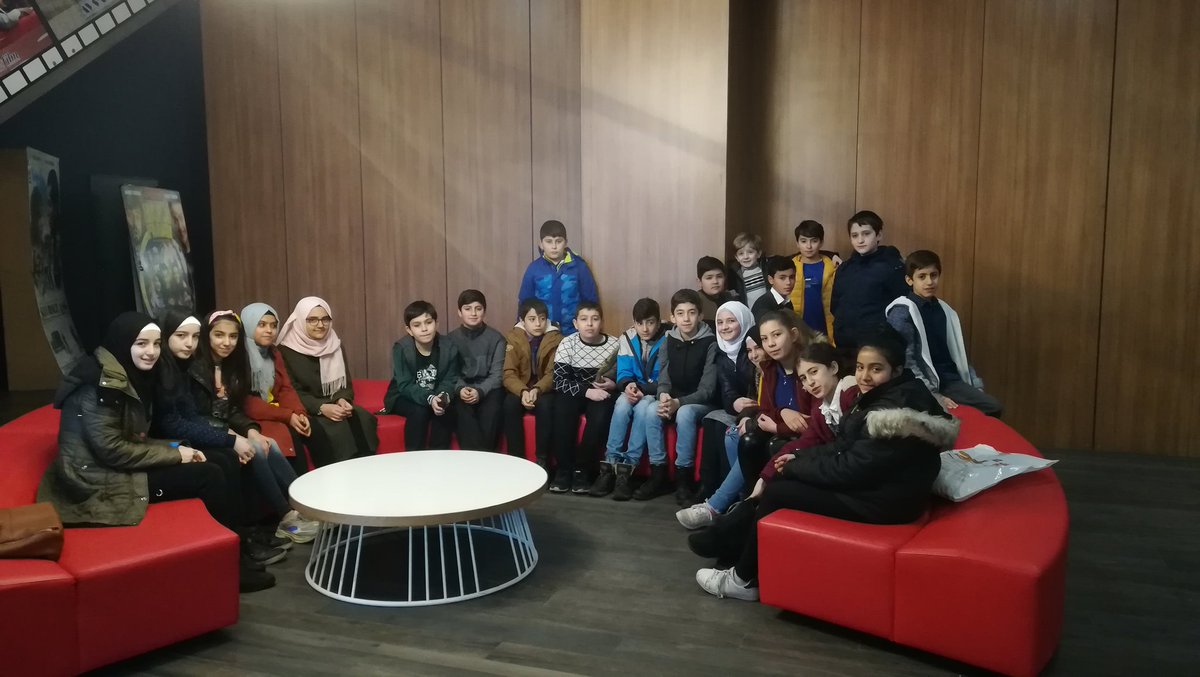 Temizlik yarışmasında birinci olan sinifimizi sinemayla ödüllendirdik 
#naimsüleymanoğlu #naimsinemalarda 
<a href="/M_Kilicparlar/">Metin KILIÇPARLAR</a> <a href="/yagcimehmet27/">Mehmet YAĞCI</a> @hmzaydg <a href="/ncl_inal/">Necla İNAL</a> @ali_tiryakiog <a href="/SehitkamilMEM/">Şehitkamil İlçe Milli Eğitim Müdürlüğü</a>