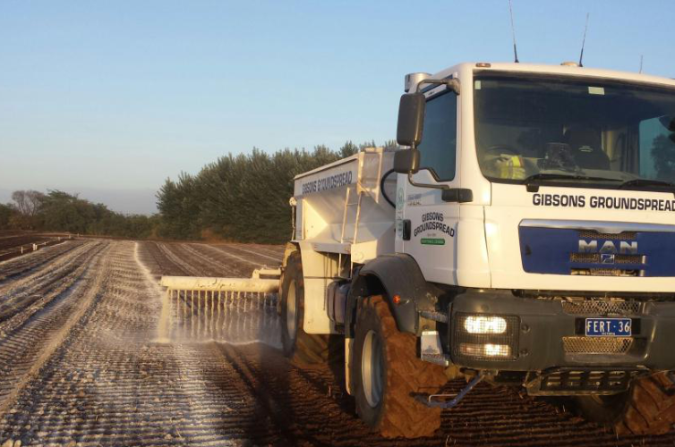 KiriAlign's tweet image. For #Fertilizer #Groundspreading business, learn why you need tight control and real-time visibility over your operations with the help of a #BusinessAutomationSoftware solution: bit.ly/37HIdVq #agritech #agriculture #agribusiness #fertilizerspreading #fertilizersoftware