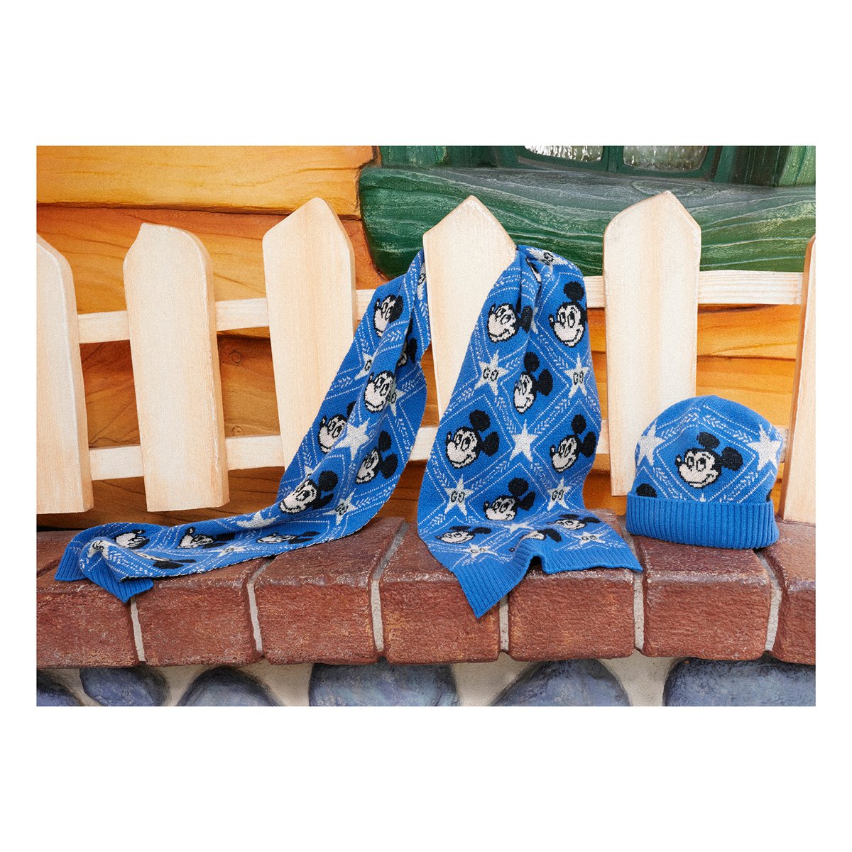 gucci mickey mouse silk scarf