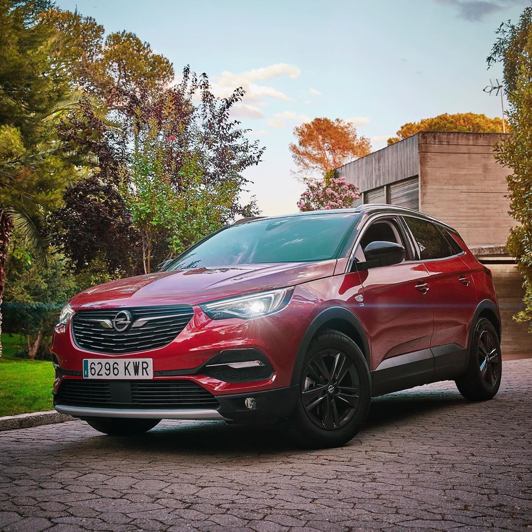 AcaiMotor's tweet photo. Comienza el año, ¡con una nueva #aventura! ✨Prueba ahora el #Opel de tus sueños y disfruta como nunca🚗 https://t.co/szDqkXJfVV