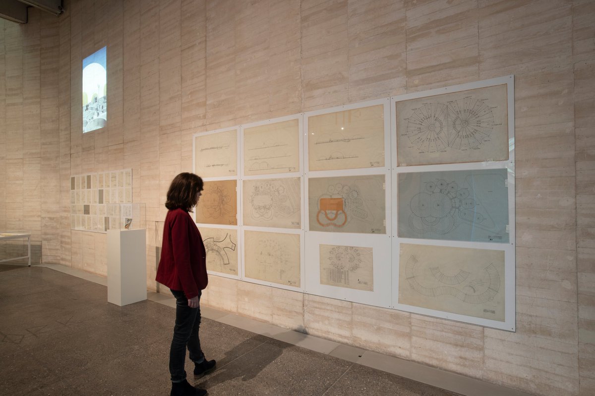 musacmuseo's tweet image. ¡Últimos días! El domingo (12 de enero) se clausuran las exposiciones 'Monocromo género neutro', #PradaPoole y '(D)escribir el mundo', y organizamos visitas y actividades en torno a ellas para despedirlas. Puedes consultarlas en este artículo de @LNCleon: lanuevacronica.com/el-musac-arrop…