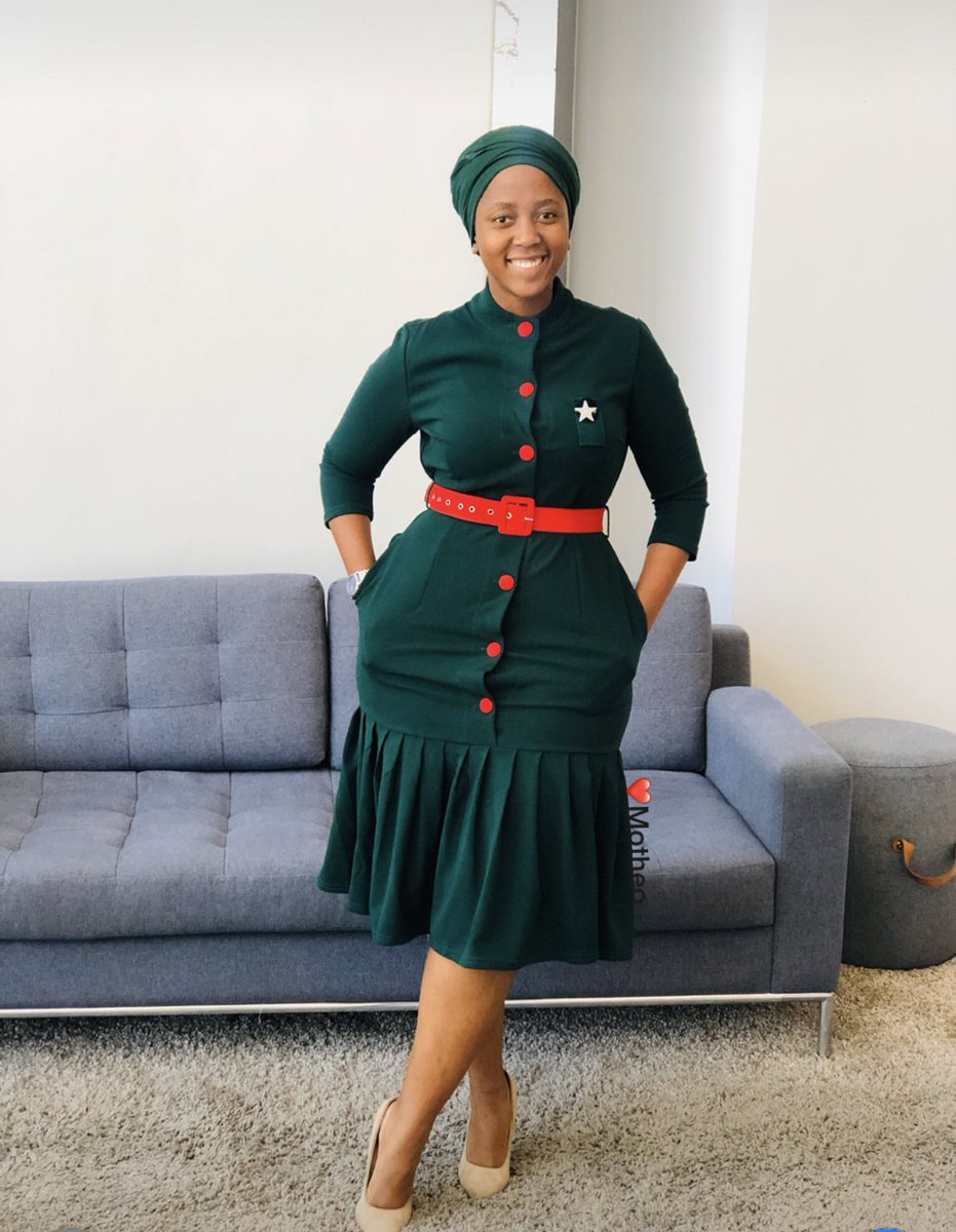 motheomoremi_1's tweet photo. Mebo Mebo😍😍😍

Laboraro la batho bale bago tshwara sechaba magetleng🙌🏽🙌🏽🙌🏽

Smile it looks good on you 😁😁😁
#MooWomenPower https://t.co/Id7o2nSvb4